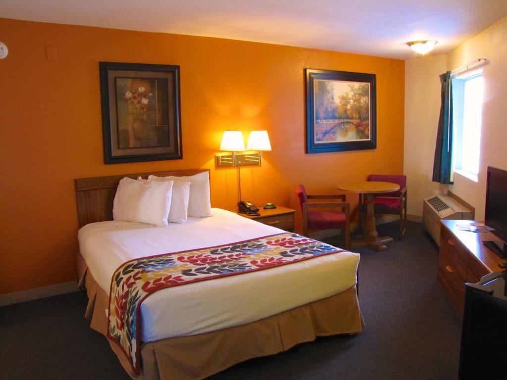 Dutton Inn Branson Exteriör bild